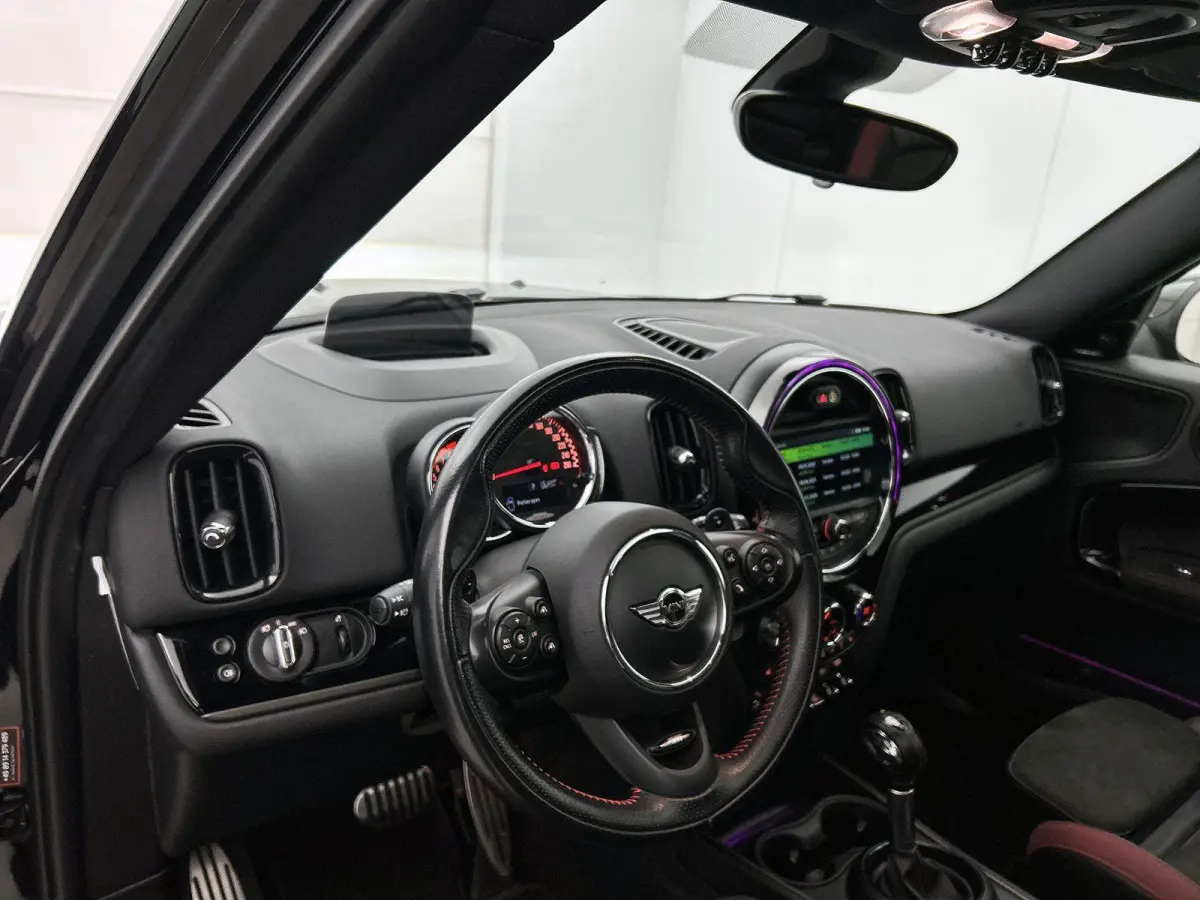 2.0 John Cooper Works ALL4 Chili | PANORAMADAK | HEAD-UP | HARMAN KARDON | ACHTERUITRIJCAMERA | STOELVERWARMING | CLIMATE CONTROL |