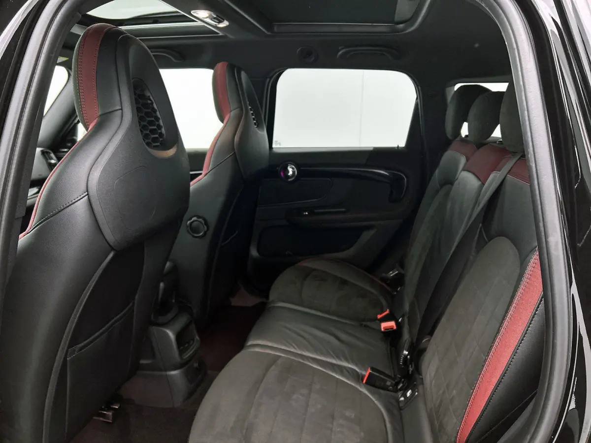 2.0 John Cooper Works ALL4 Chili | PANORAMADAK | HEAD-UP | HARMAN KARDON | ACHTERUITRIJCAMERA | STOELVERWARMING | CLIMATE CONTROL |