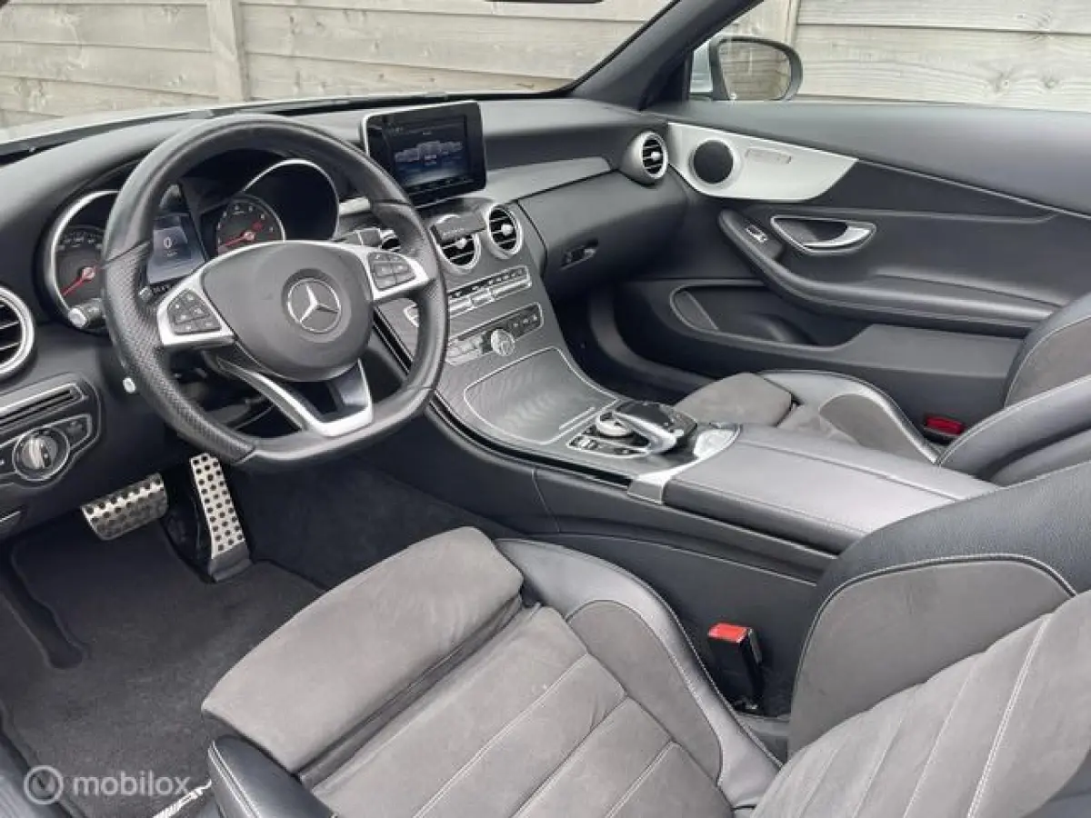 180 Premium Plus Stoel/Nekverw. AMG