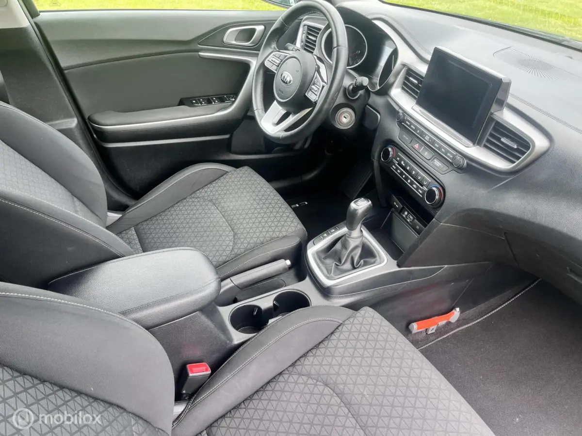 1.0 T-GDi DynamicPlusLine / Camera / Navi / Cruise / Airco / APK / NAP / PDC /