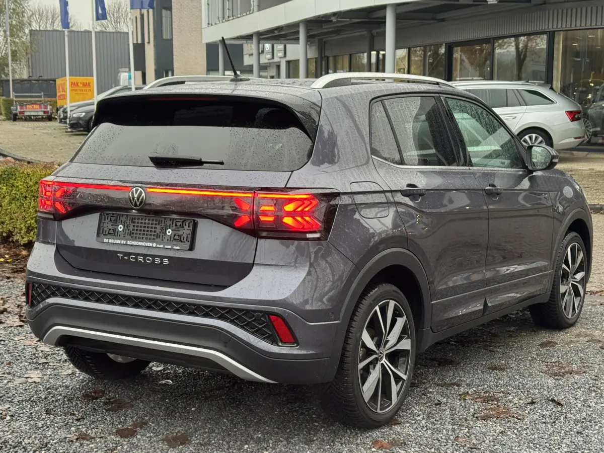 1.5 TSI 150pk DSG R-Line (Camera,Virtual,Keyless,IQ,Acc)