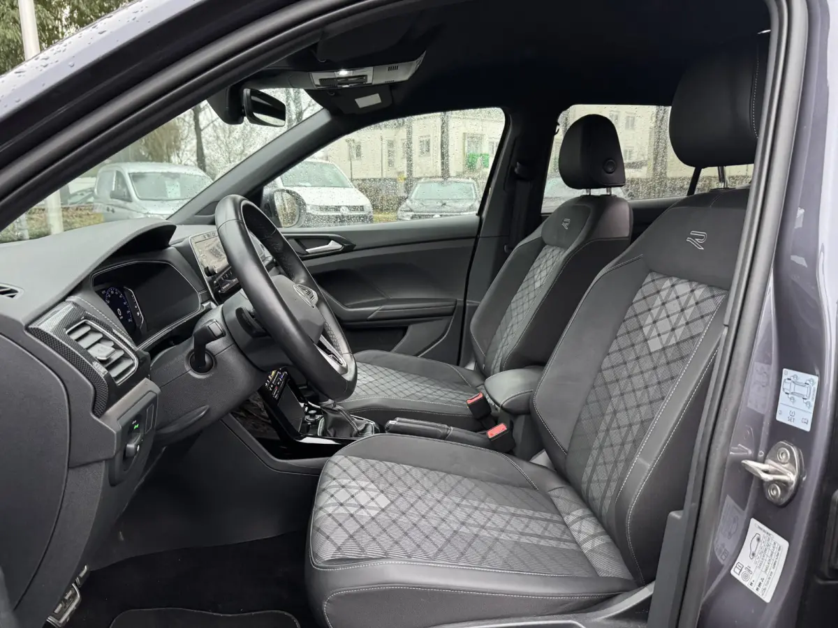1.5 TSI 150pk DSG R-Line (Camera,Virtual,Keyless,IQ,Acc)
