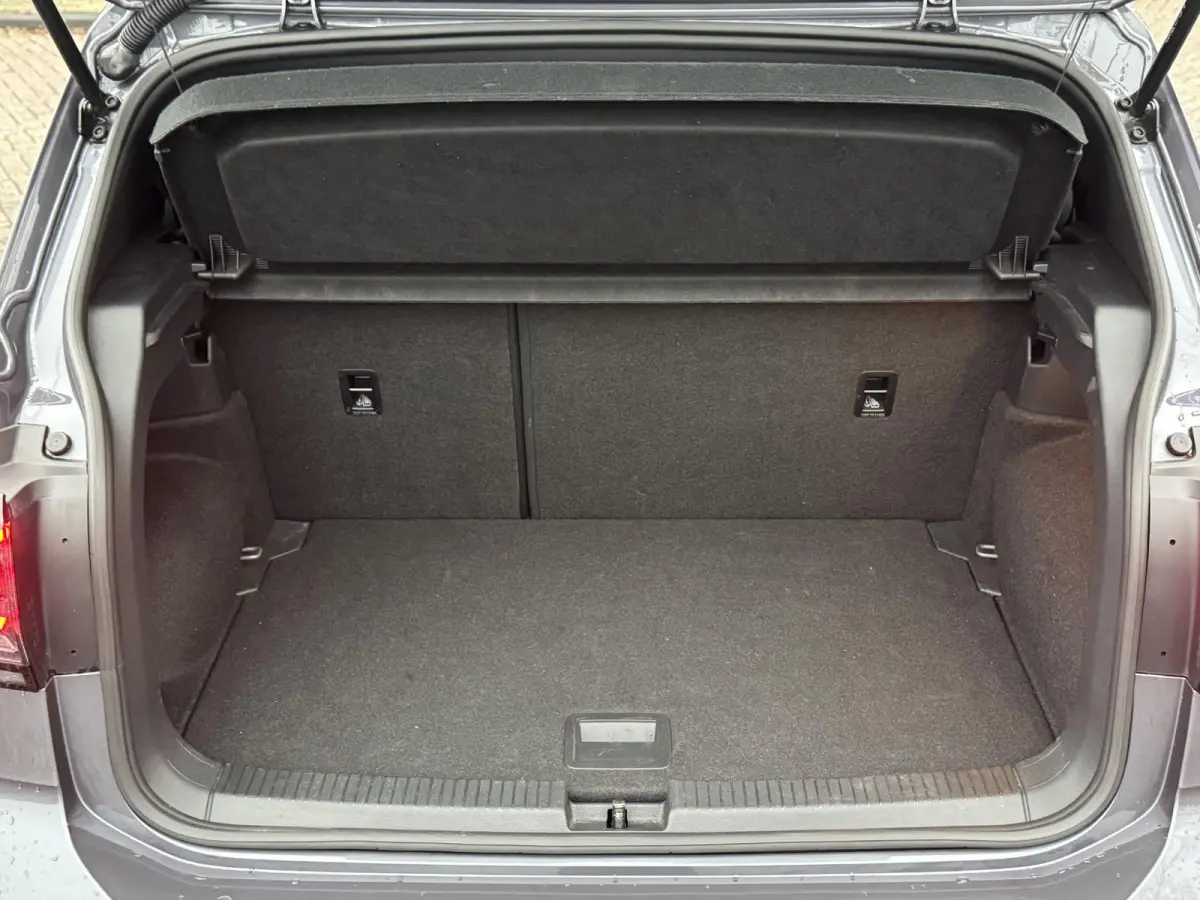 1.5 TSI 150pk DSG R-Line (Camera,Virtual,Keyless,IQ,Acc)