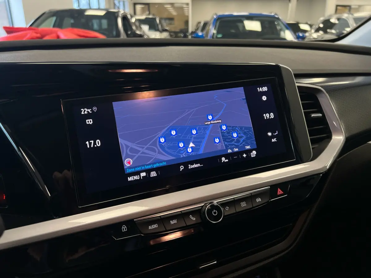 1.6 Turbo Plug-In Hybrid 4x4 GSe / 300PK / Alcantara /