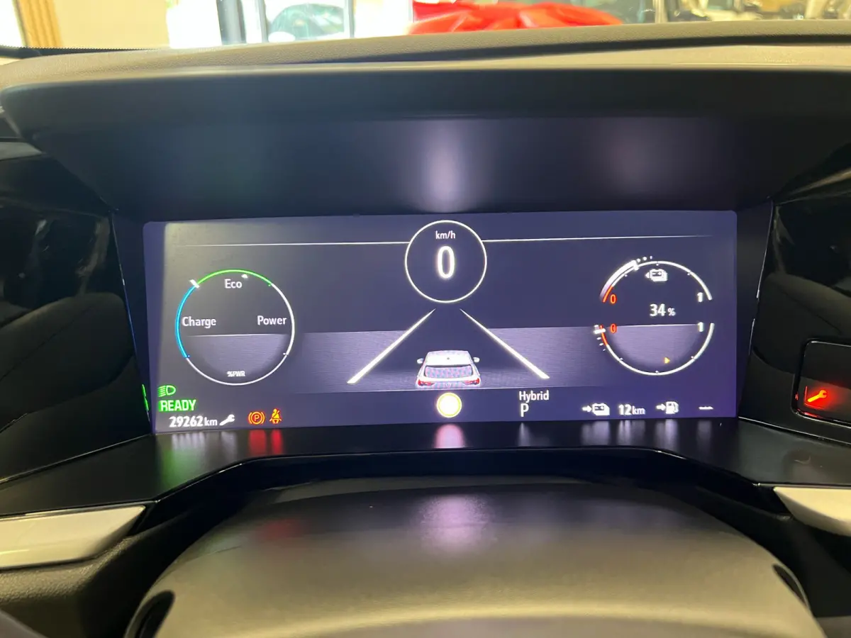 1.6 Turbo Plug-In Hybrid 4x4 GSe / 300PK / Alcantara /