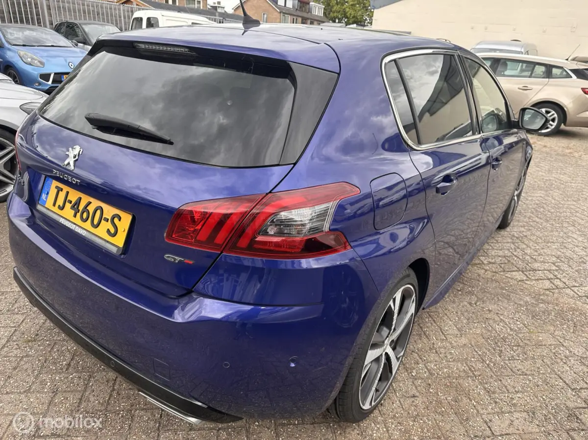 1.6 e-THP GT 225