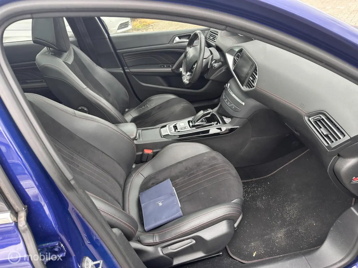 1.6 e-THP GT 225