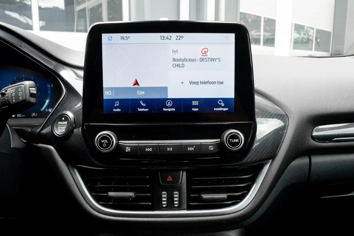 1.0 EcoBoost ST-Line X |1e EIGENAAR|TREKHAAK|STOEL-STUUR VERWARMD|KEYLESS START|CARPLAY