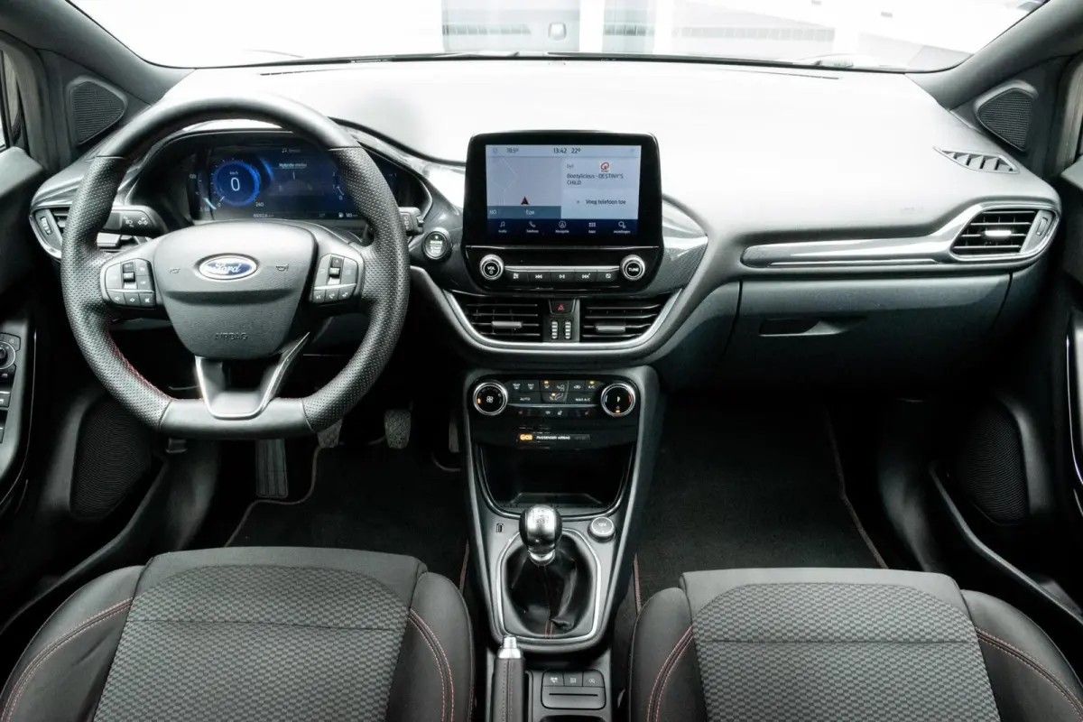 1.0 EcoBoost ST-Line X |1e EIGENAAR|TREKHAAK|STOEL-STUUR VERWARMD|KEYLESS START|CARPLAY