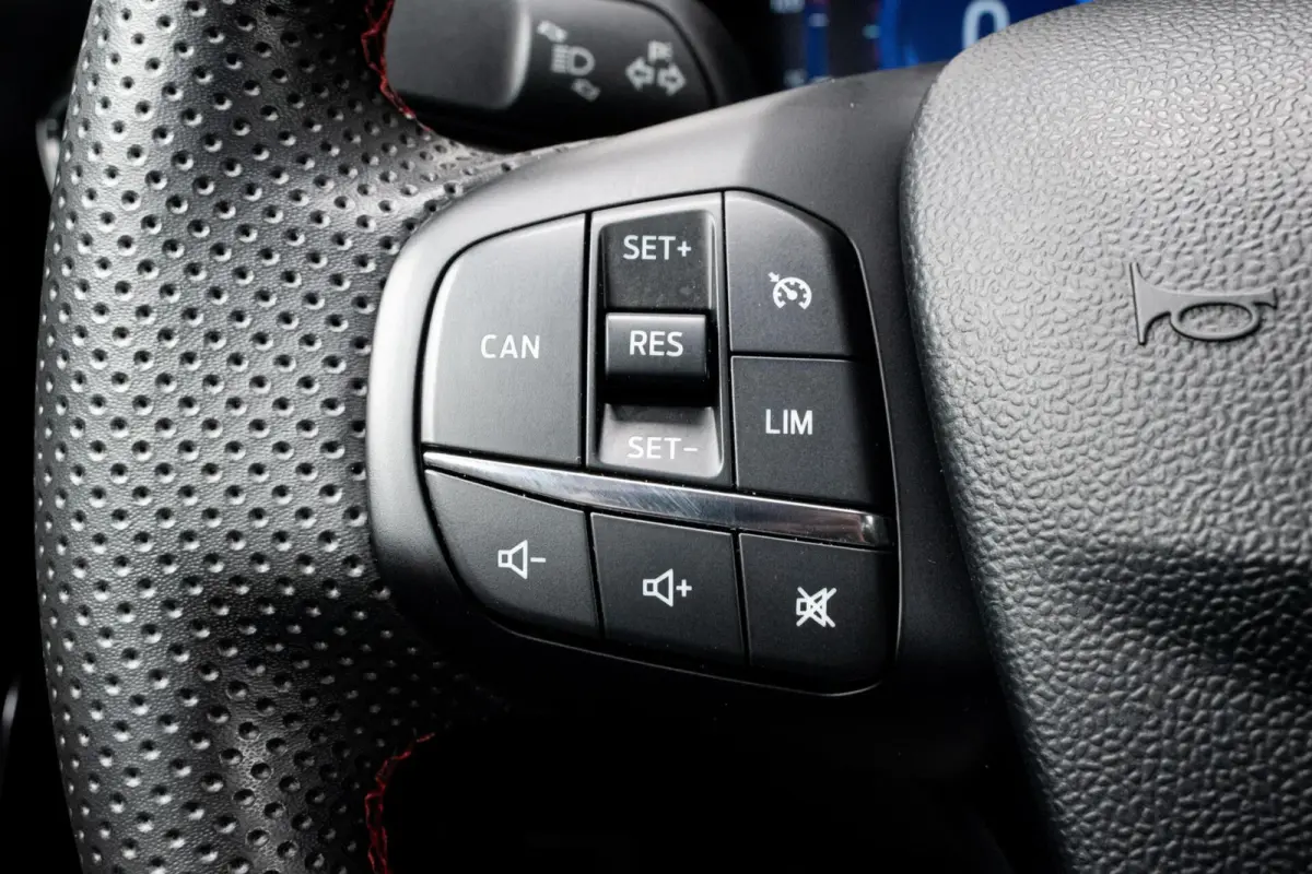 1.0 EcoBoost ST-Line X |1e EIGENAAR|TREKHAAK|STOEL-STUUR VERWARMD|KEYLESS START|CARPLAY