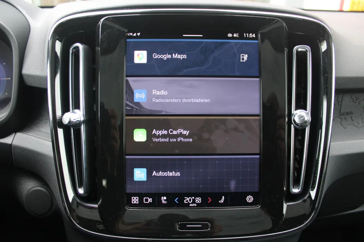 Single Motor 238PK 69 kWh | PANORAMADAK | STOEL / STUUR VERWARMING | DODEHOEKDETECTIE | ACHTERUITRIJCAMERA | NAVIGATIE | APPLE-CARPLAY / ANDROID-AUTO | CRUISE CONTROL | KEYLESS START | DRAAD