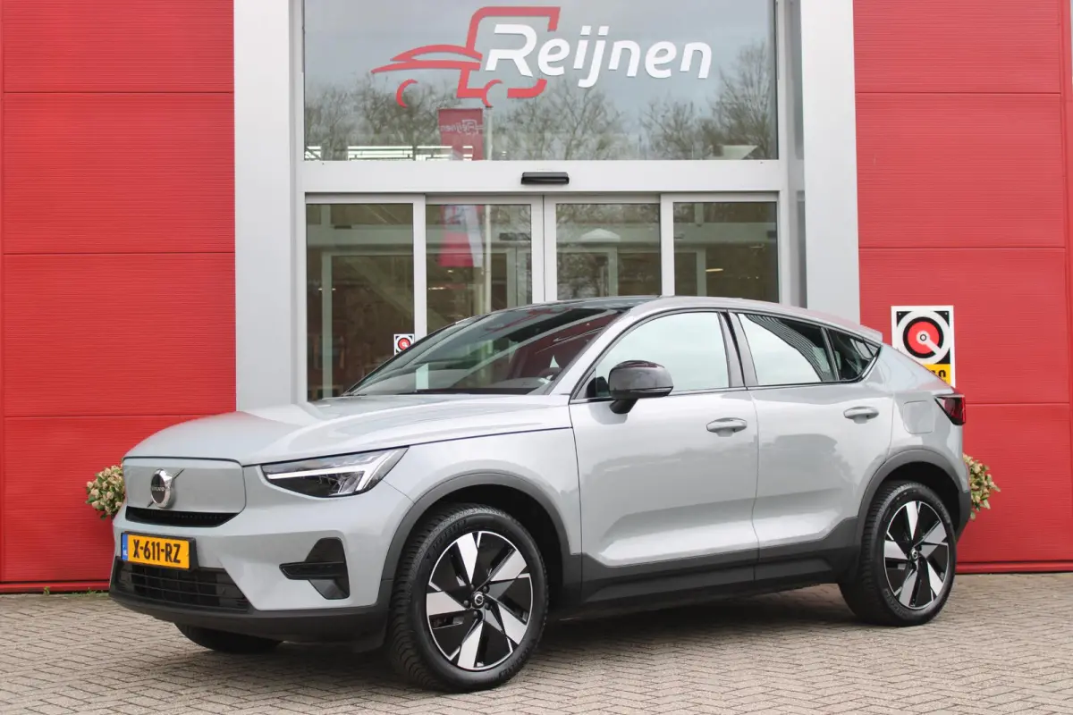Single Motor Core 238PK 69 kWh | PANORAMADAK | STOEL / STUUR VERWARMING | DODEHOEKDETECTIE | ACHTERUITRIJCAMERA | NAVIGATIE | APPLE-CARPLAY / ANDROID-AUTO | CRUISE CONTROL | KEYLESS START | 