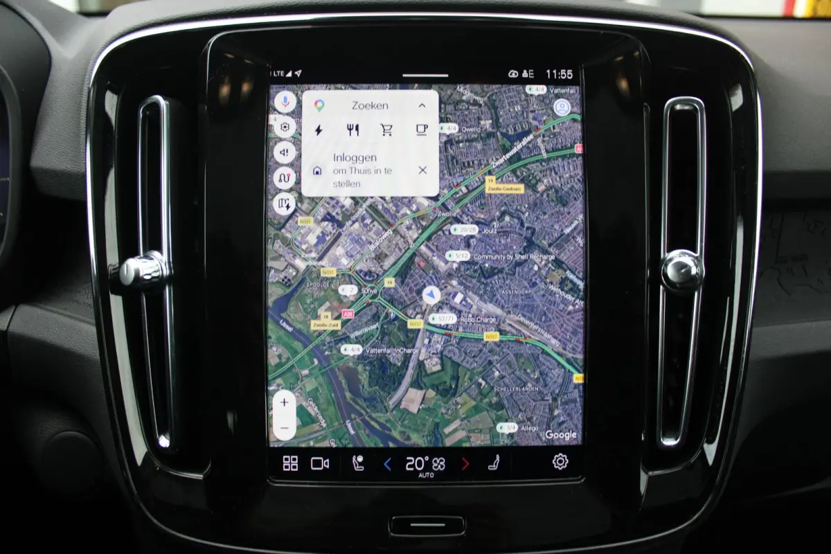 Single Motor 238PK 69 kWh | PANORAMADAK | STOEL / STUUR VERWARMING | DODEHOEKDETECTIE | ACHTERUITRIJCAMERA | NAVIGATIE | APPLE-CARPLAY / ANDROID-AUTO | CRUISE CONTROL | KEYLESS START | DRAAD