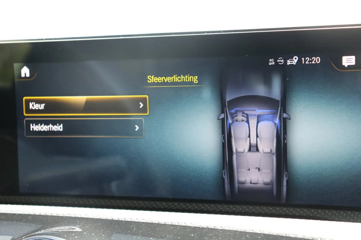 180 Business Solution Luxury Voorstoelen verwarmd | Airco | Navi | 360 Camera | All Season banden |