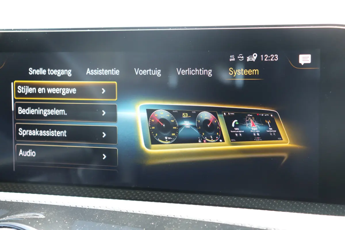180 Business Solution Luxury Voorstoelen verwarmd | Airco | Navi | 360 Camera | All Season banden |