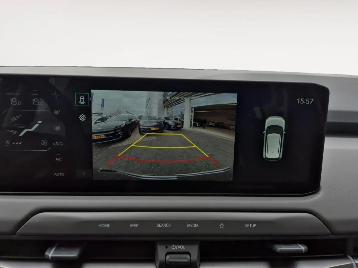 Plus Advanced 58.3 kWh | Informeer naar beschikbaarheid | NU €3.795 inruilvoordeel! | 414km actieradius
