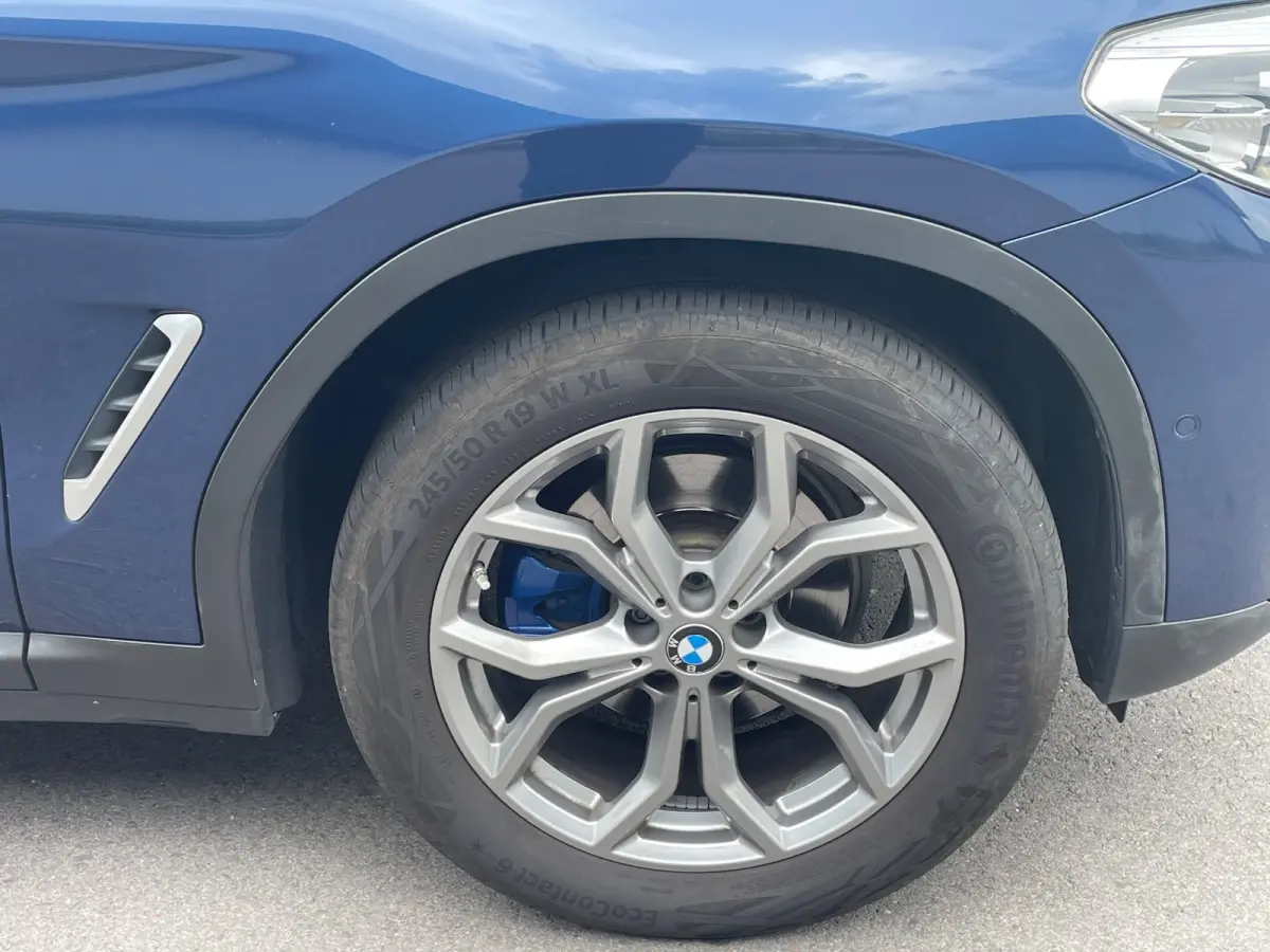 XDrive20i High Executive Automaat Panorama