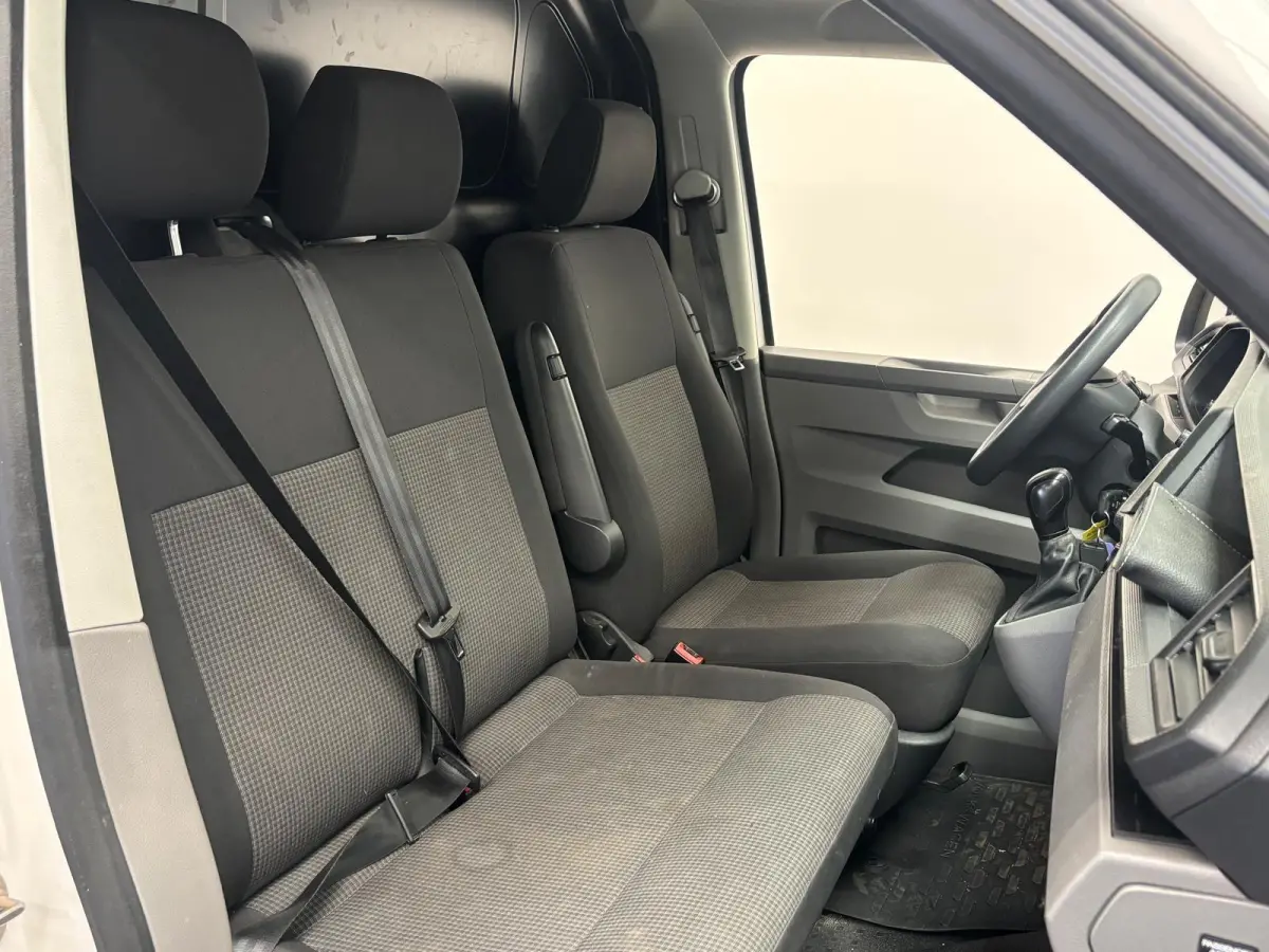 2.0 TDI L1H1 30 Comfortline Airco Cruise Control Trekhaak Apple Carplay Parkeersensoren