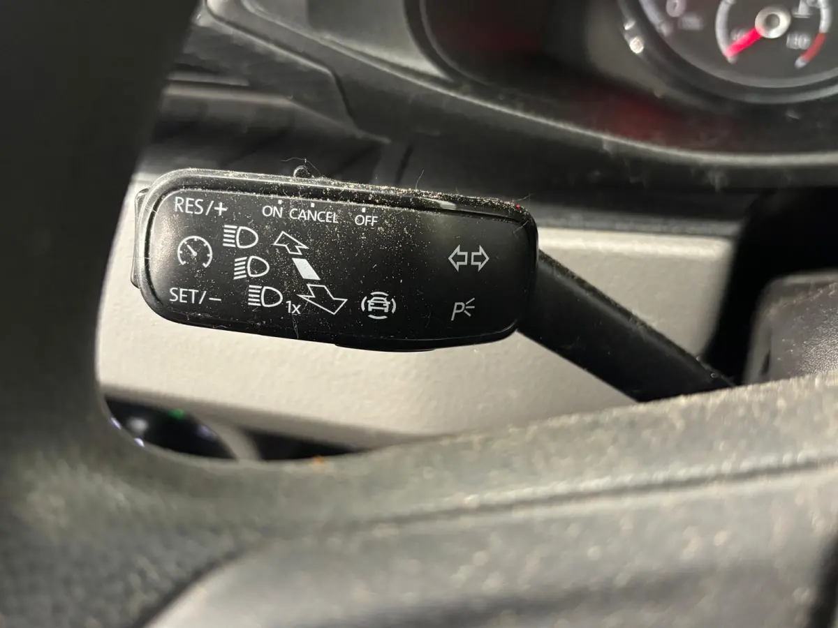 2.0 TDI L1H1 30 Comfortline Airco Cruise Control Trekhaak Apple Carplay Parkeersensoren