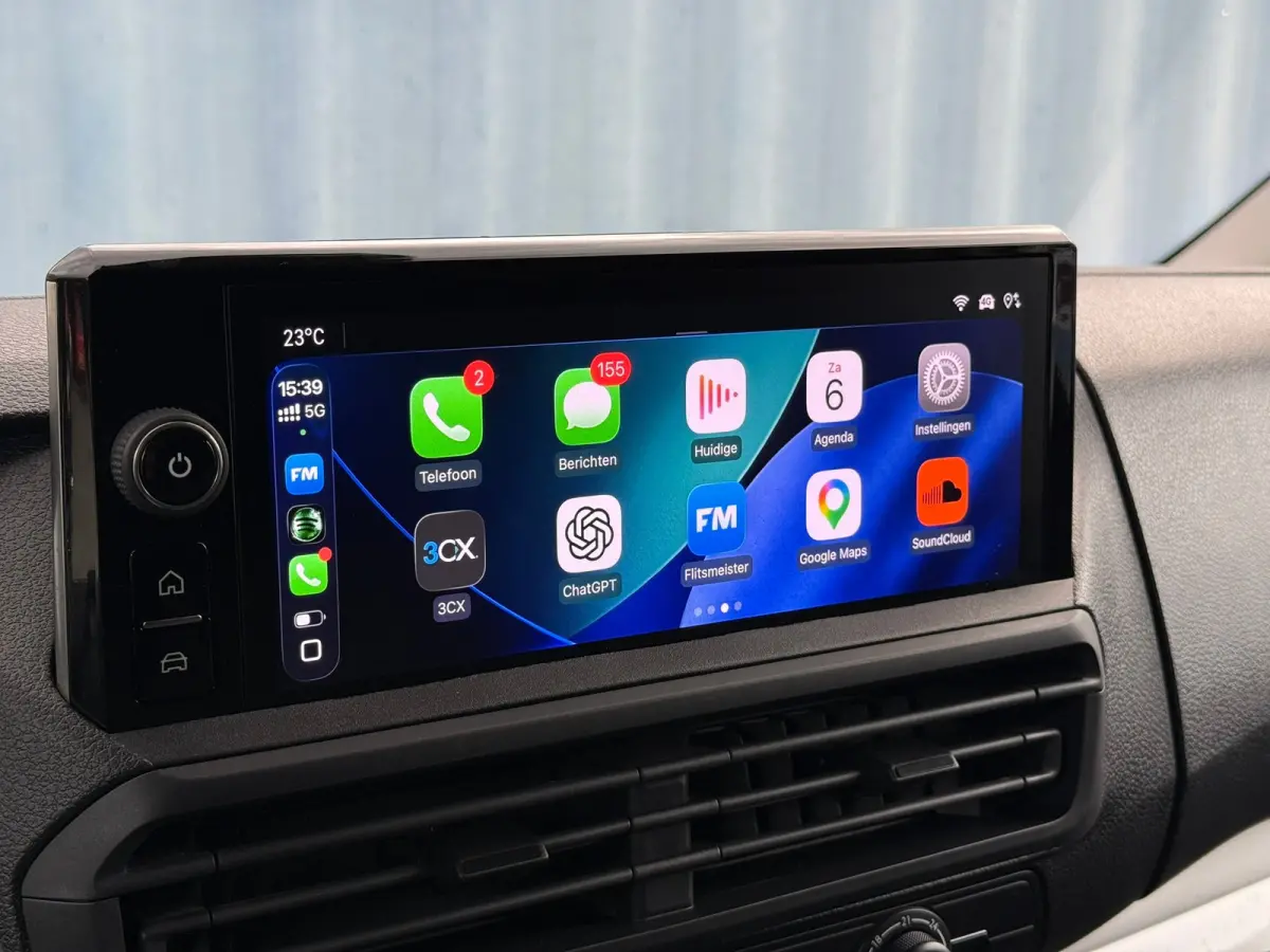 2.0 Diesel 145 L2 DC Achteruitrijcamera | Adeptieve cruise control | Stoelverwarming | Apple carplay & Android auto