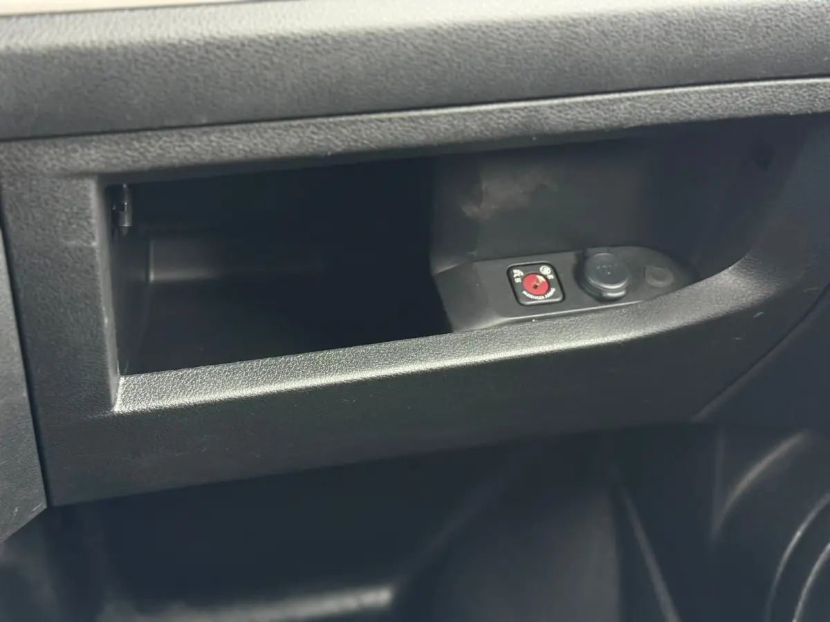 2.0 Diesel 145 L2 DC Achteruitrijcamera | Adeptieve cruise control | Stoelverwarming | Apple carplay & Android auto