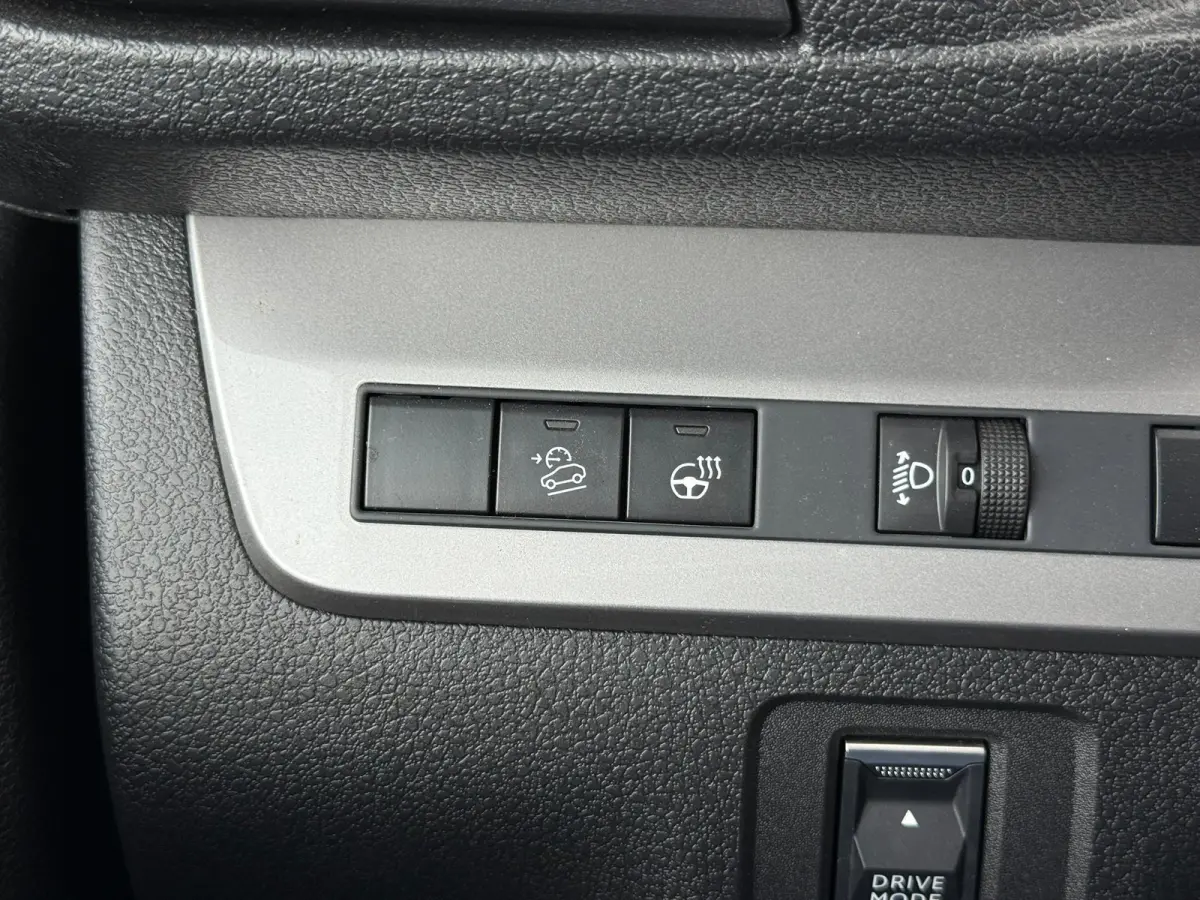2.0 Diesel 145 L2 DC Achteruitrijcamera | Adeptieve cruise control | Stoelverwarming | Apple carplay & Android auto