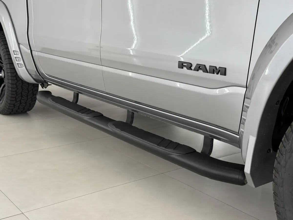 1500 5.7 V8 4x4 Crew Cab Sport Widebody Backflip BPM-vrij Panodak