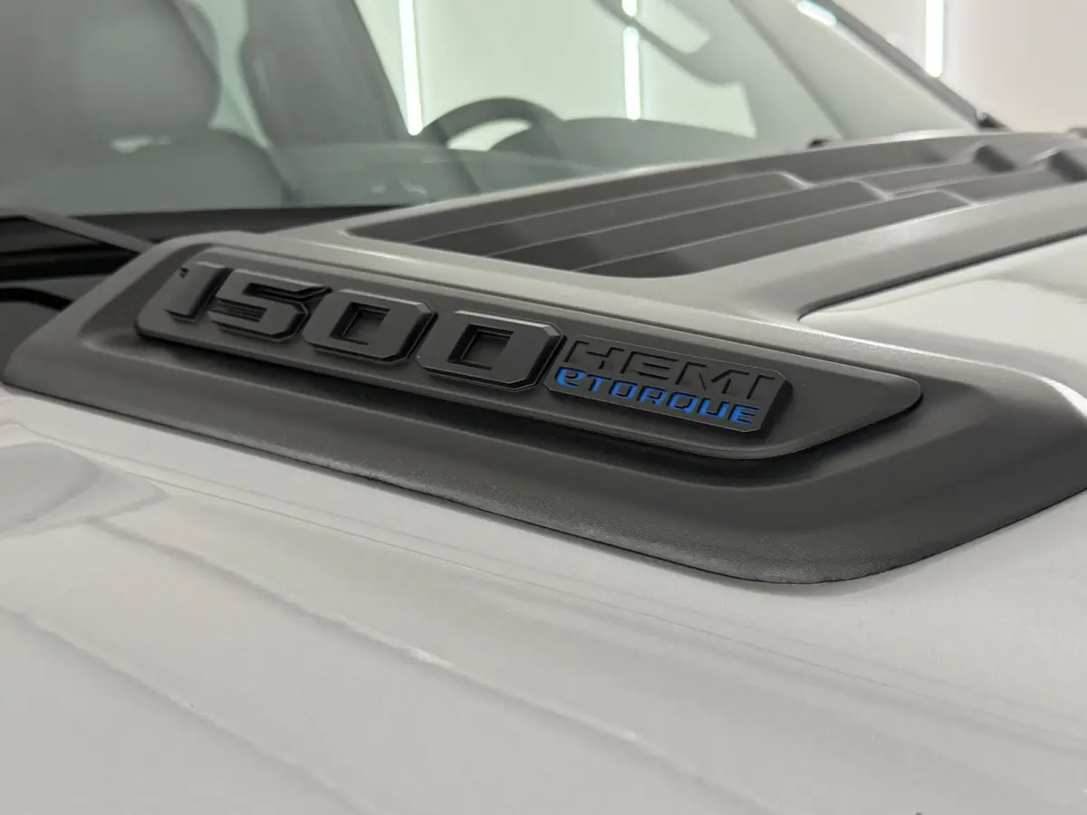 1500 5.7 V8 4x4 Crew Cab Sport Widebody Backflip BPM-vrij Panodak