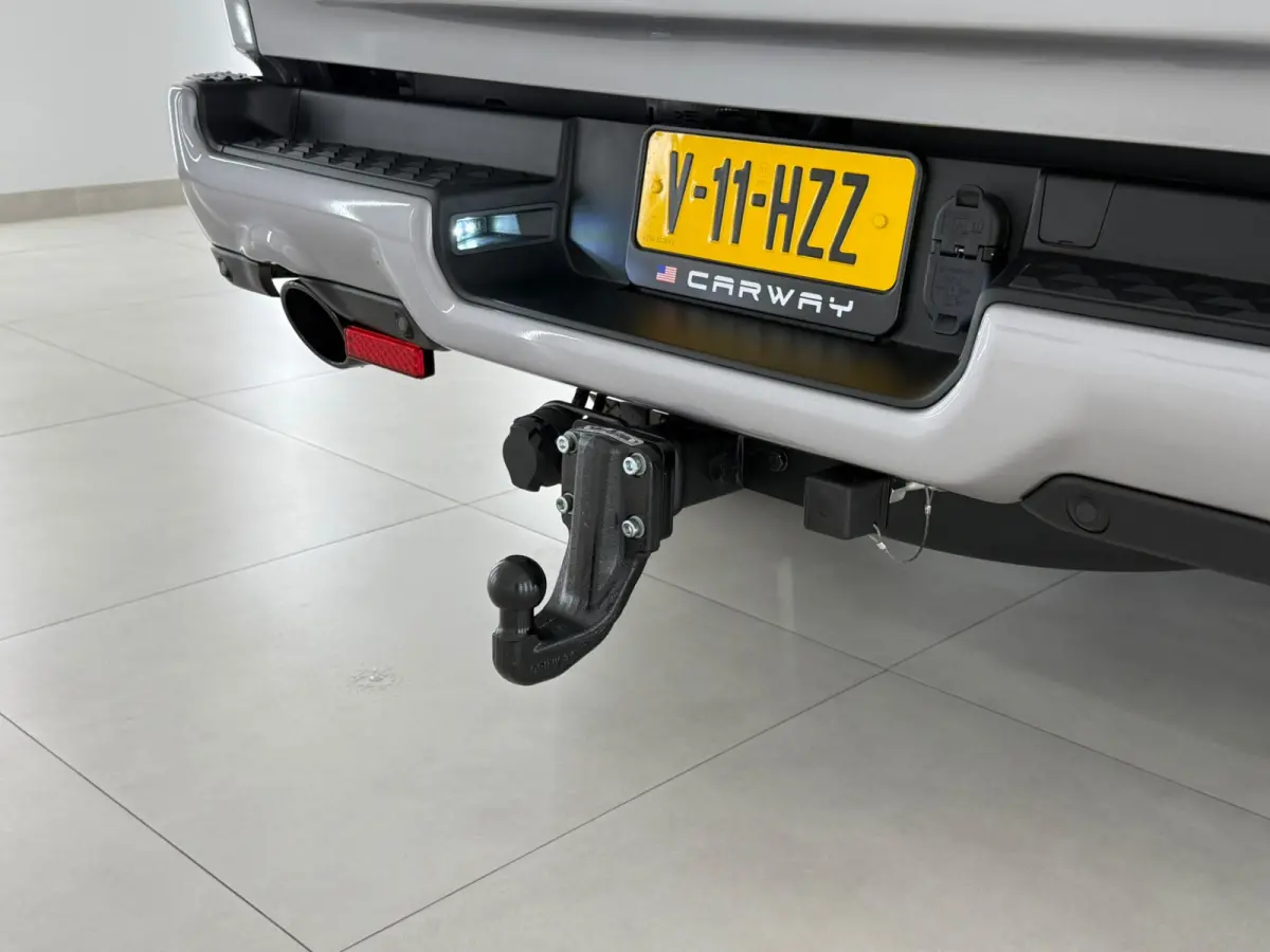 1500 5.7 V8 4x4 Crew Cab Sport Widebody Backflip BPM-vrij Panodak