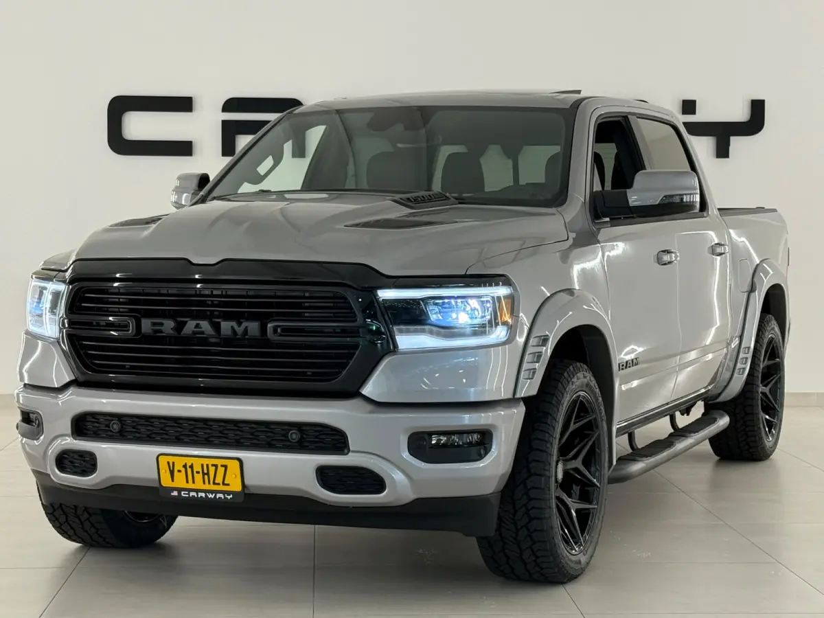 Pick Up 5.7 V8 4x4 Crew Cab Sport Widebody Backflip BPM-vrij Panodak