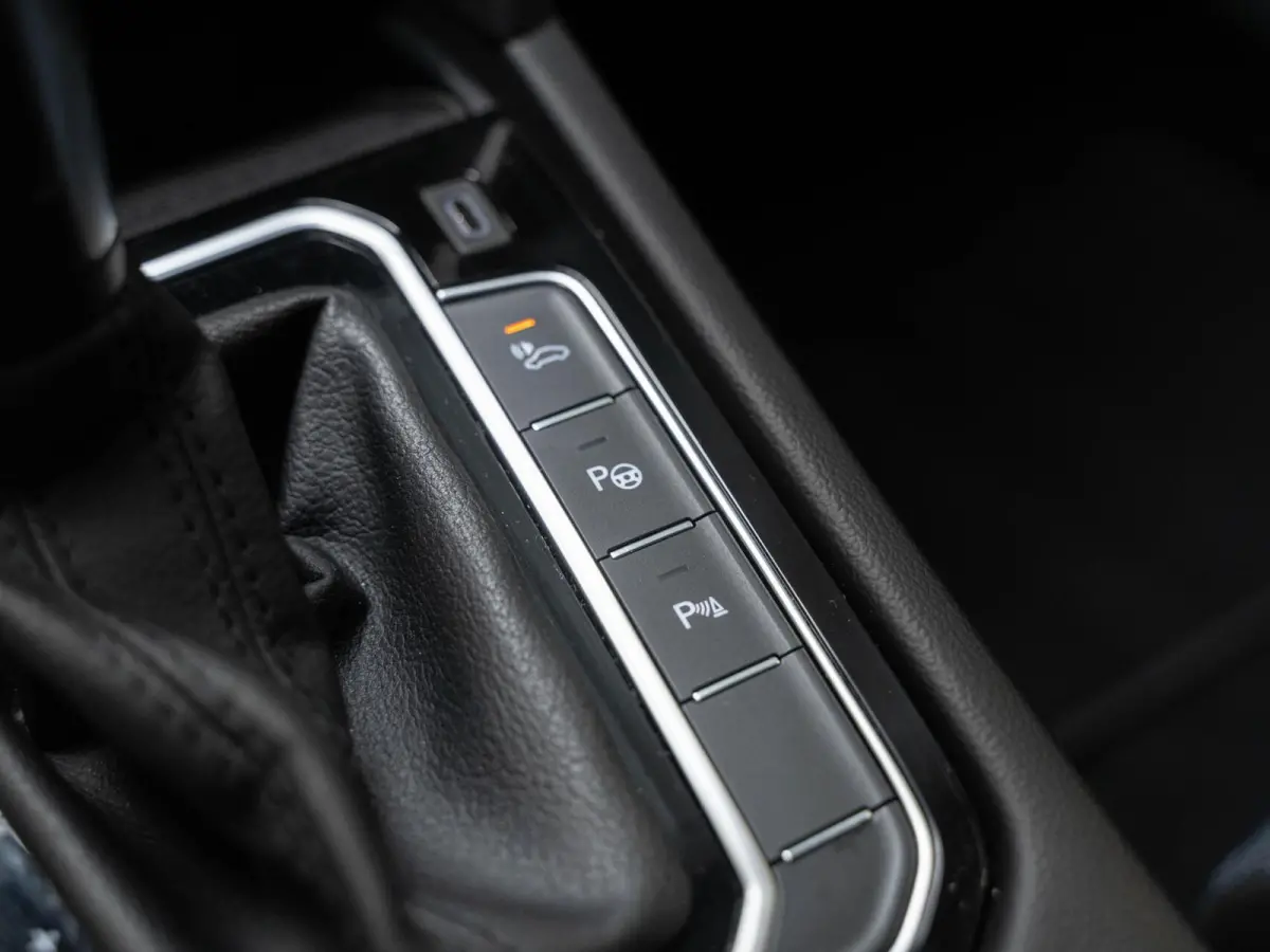 1.4 TSI PHEV GTE Business Trekhaak afneembaar