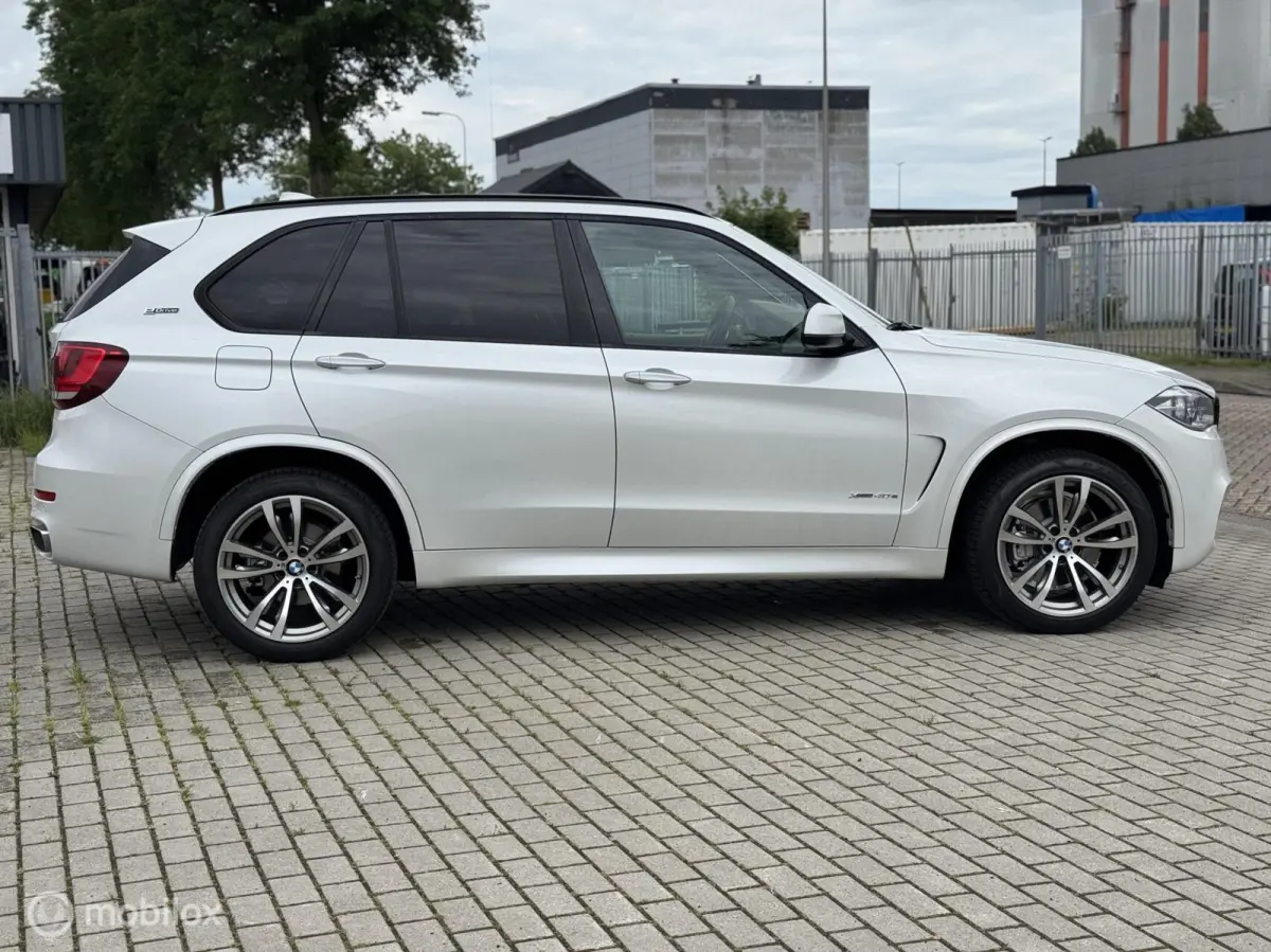xDrive40e iPerformance High Executive 3 X TV , VOLL !