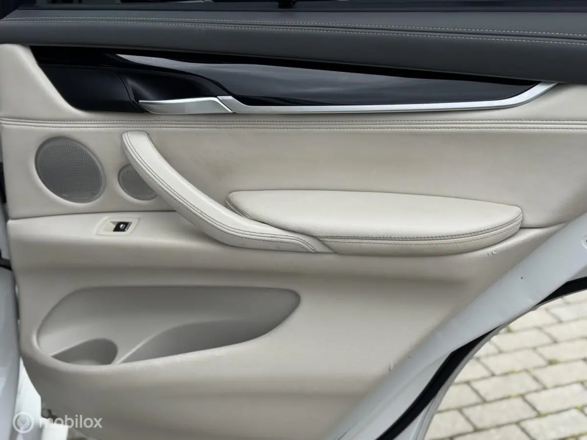 xDrive40e iPerformance High Executive 3 X TV , VOLL !