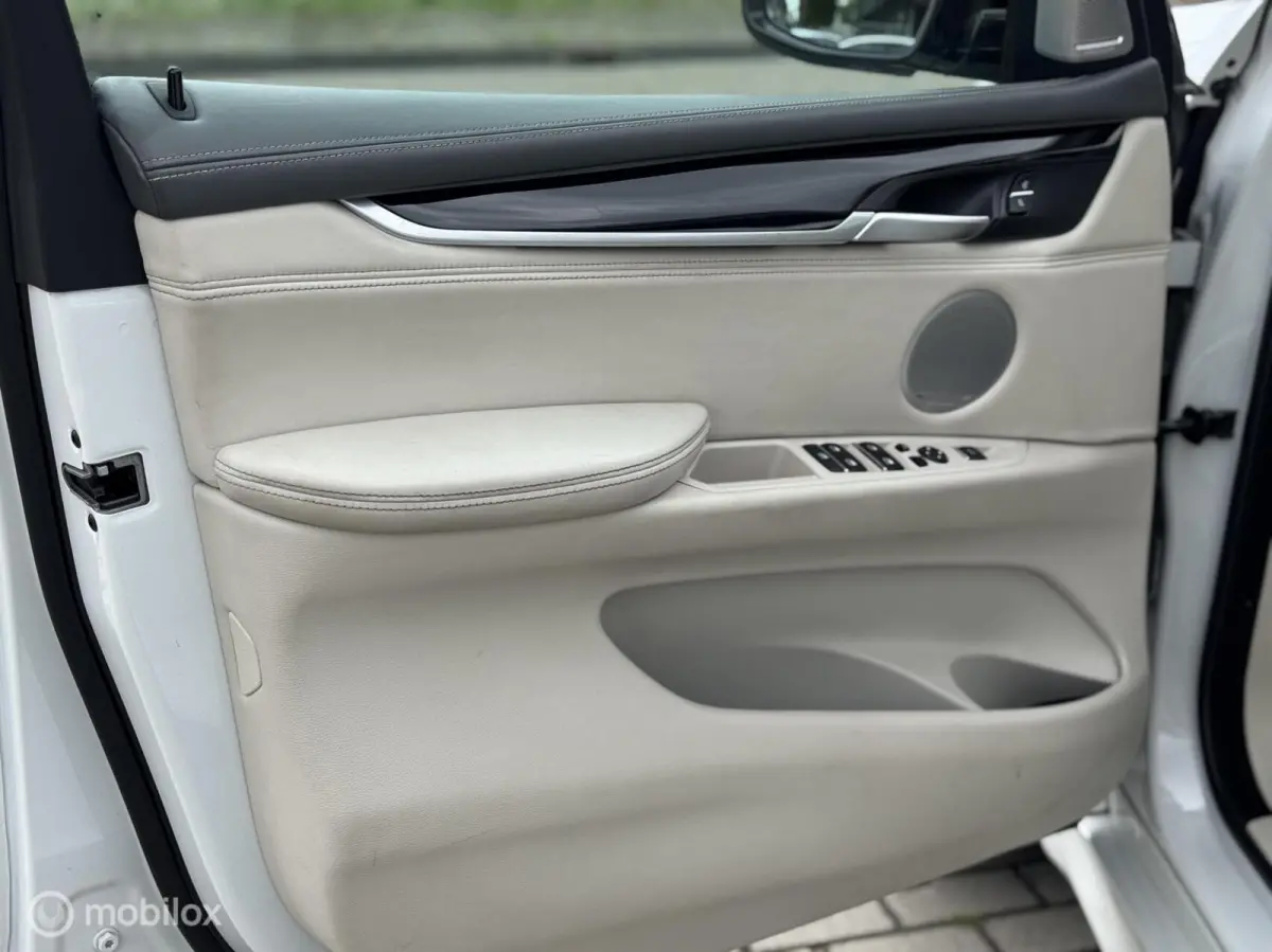 xDrive40e iPerformance High Executive 3 X TV , VOLL !