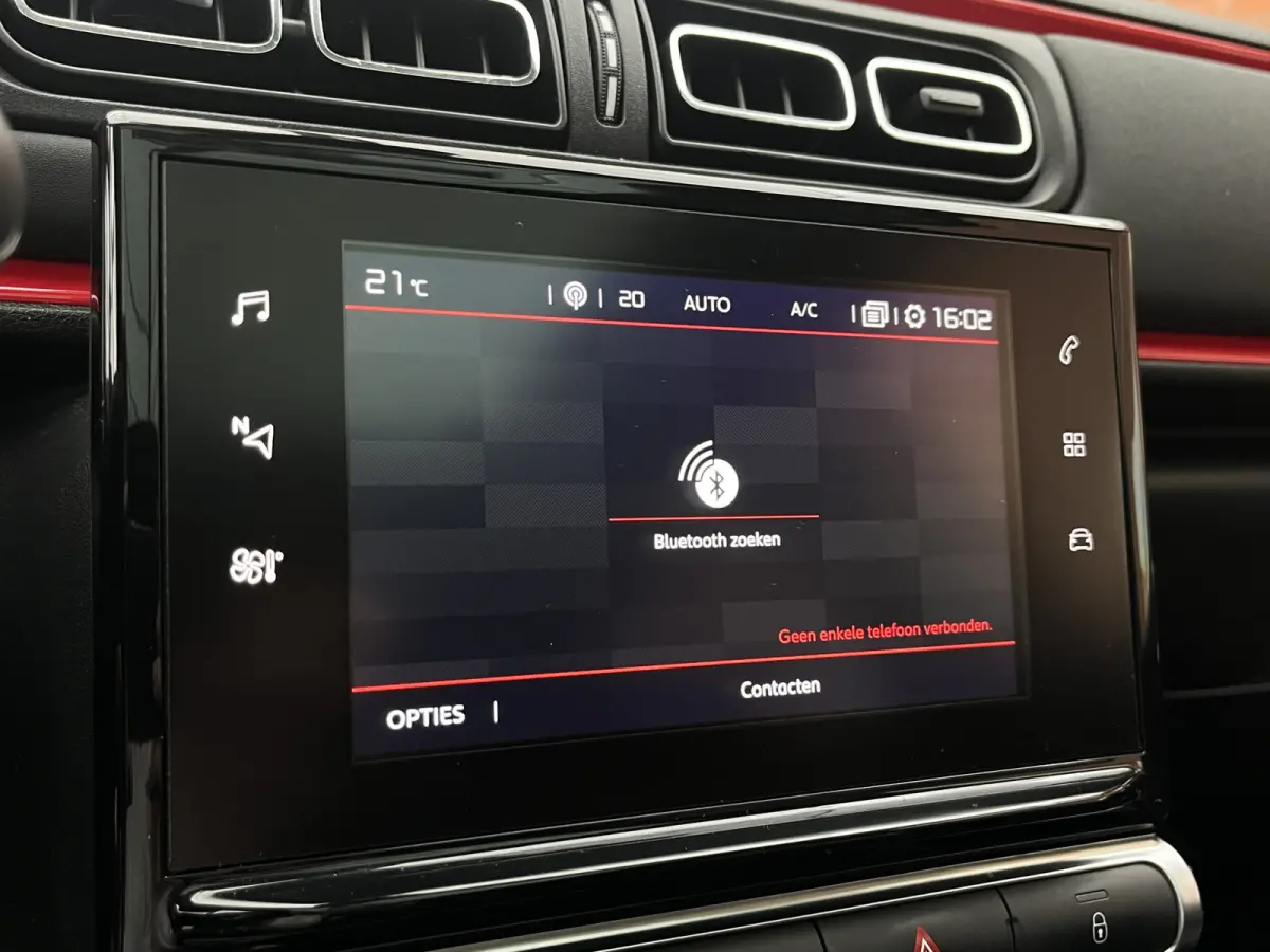 PureTech 110 S&S Shine | Trekhaak afneembaar | Panoramadak | Keyless | Carplay | Parkeersensoren voor + achter |  Cruise Control | Climate Control | Achteruitrijcamera | Dodehoekdetectie | D