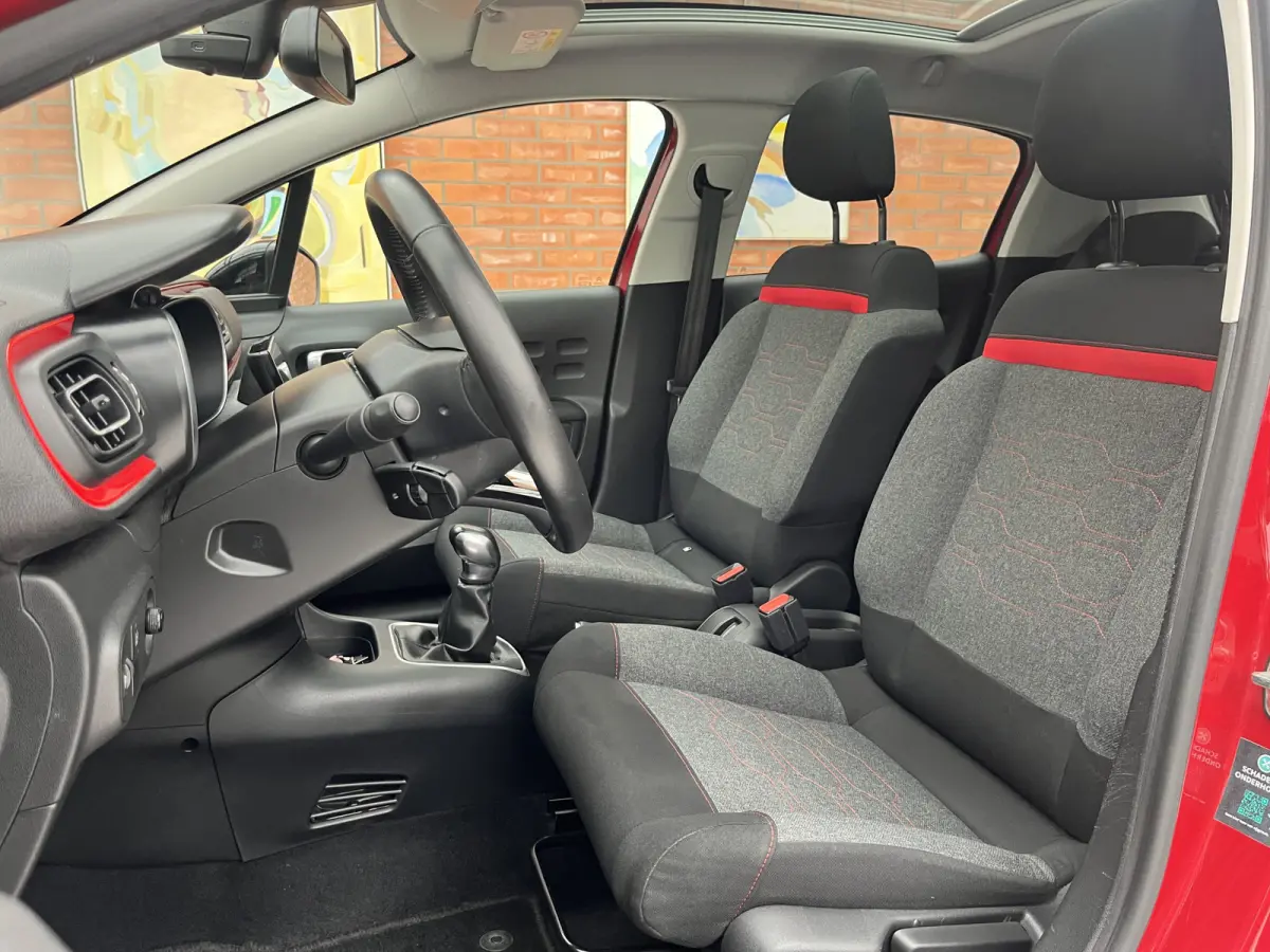 PureTech 110 S&S Shine | Trekhaak afneembaar | Panoramadak | Keyless | Carplay | Parkeersensoren voor + achter |  Cruise Control | Climate Control | Achteruitrijcamera | Dodehoekdetectie | D