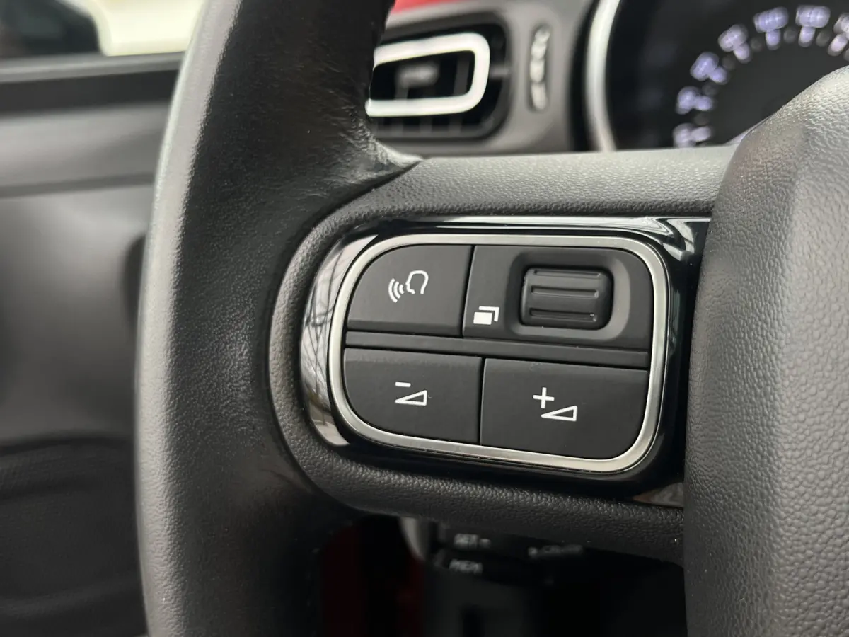 PureTech 110 S&S Shine | Trekhaak afneembaar | Panoramadak | Keyless | Carplay | Parkeersensoren voor + achter |  Cruise Control | Climate Control | Achteruitrijcamera | Dodehoekdetectie | D