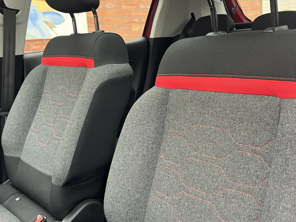 PureTech 110 S&S Shine | Trekhaak afneembaar | Panoramadak | Keyless | Carplay | Parkeersensoren voor + achter |  Cruise Control | Climate Control | Achteruitrijcamera | Dodehoekdetectie | D