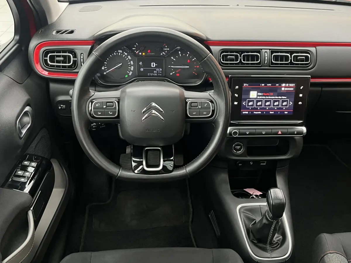 PureTech 110 S&S Shine | Trekhaak afneembaar | Panoramadak | Keyless | Carplay | Parkeersensoren voor + achter |  Cruise Control | Climate Control | Achteruitrijcamera | Dodehoekdetectie | D