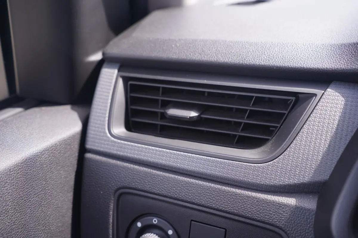 1.3 TCe 100 pk Benzine L1 Airco Audio met Bluetooth, Elek. Pakket, PDC achter, 2-Zits