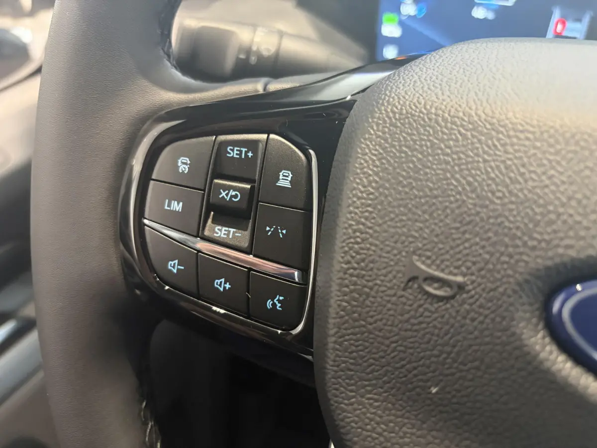 340 L2H1 Limited 71 kWh | Te Bestellen | NAVI | CARPLAY | 17 INCH LMV | 360 CAMERA | TREKHAAKVOORBEREIDING |
