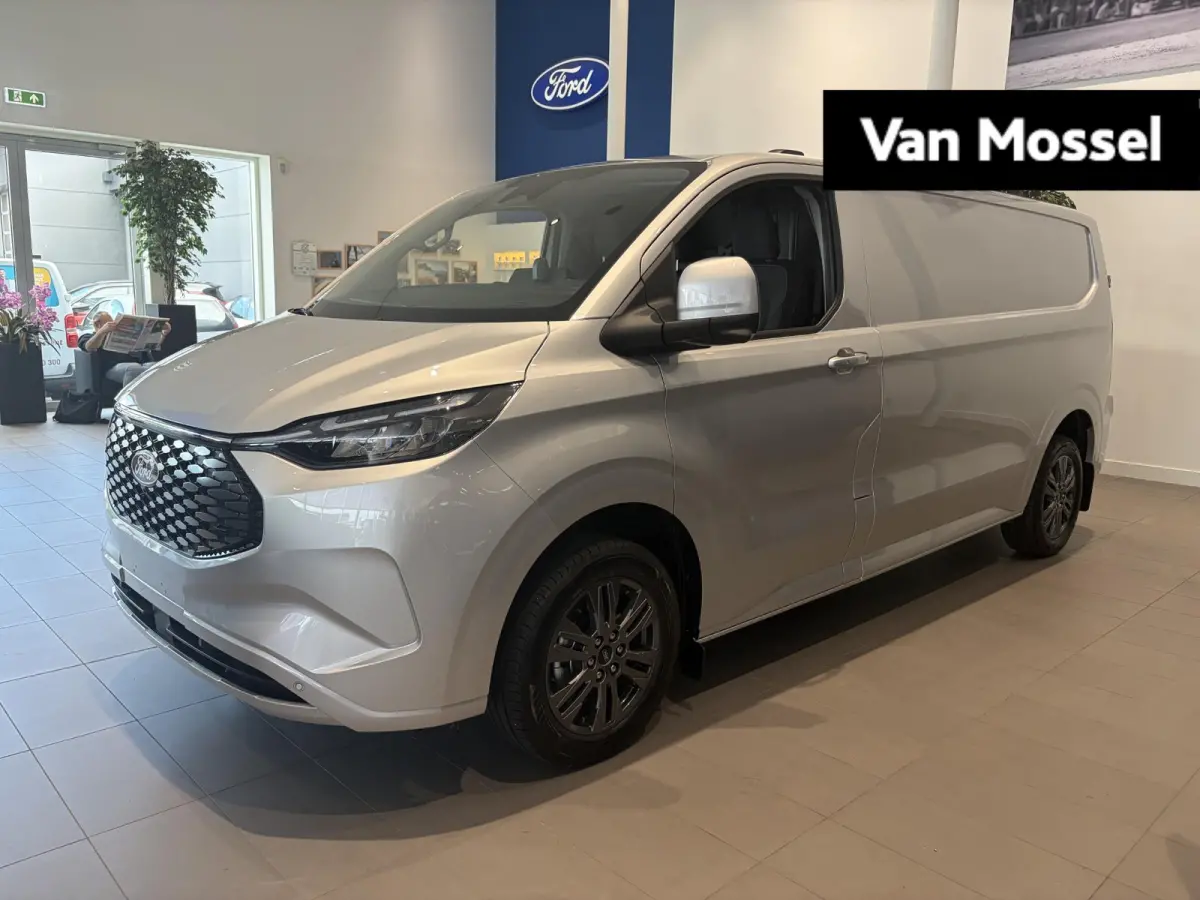 340 L2H1 Limited 71 kWh | Te Bestellen | NAVI | CARPLAY | 17 INCH LMV | 360 CAMERA | TREKHAAKVOORBEREIDING |