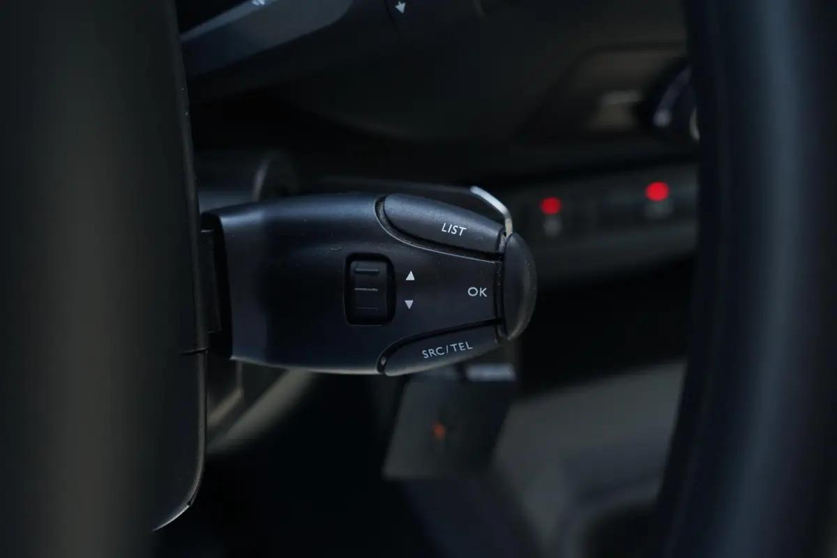 2.0 MultiJet 145 pk L3 Airco, Apple Carplay Cruise Control, Laadruimte Pakket, PDC achter, 3-Zits