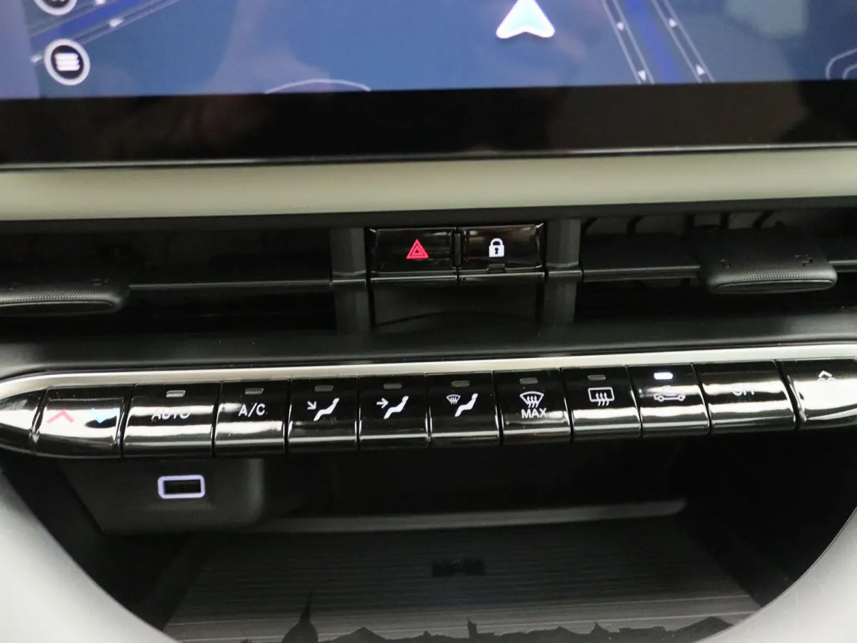 1.0 Hybrid La Prima | tot 8 jaar garantie | Demo |