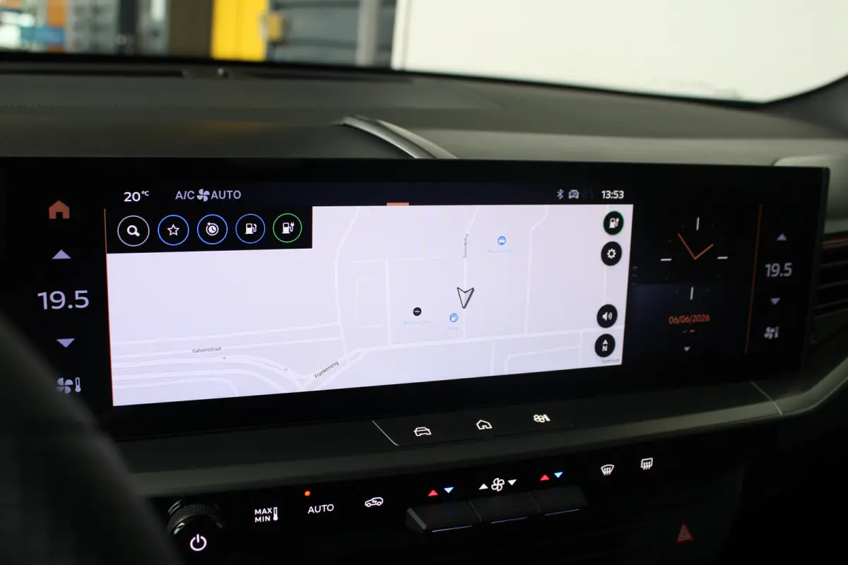 1.6 Turbo Plug-in-Hybrid GS | Trekhaak | Navigatie | Panoramadak | Matrix koplampen | AGR stoelen | Cruise control adaptief |