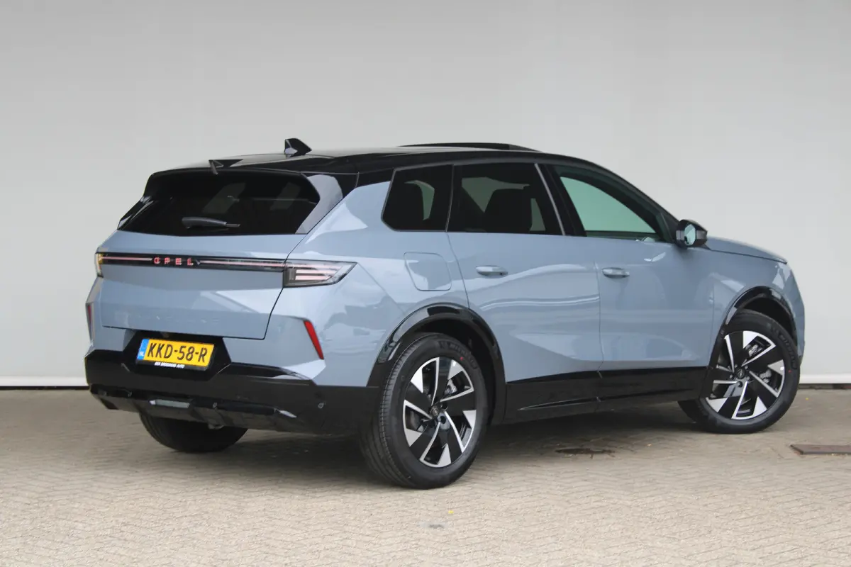 1.6 Turbo Plug-in-Hybrid GS | Trekhaak | Navigatie | Panoramadak | Matrix koplampen | AGR stoelen | Cruise control adaptief |
