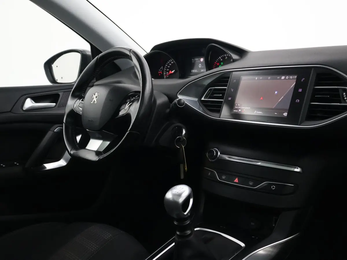 1.6 BLUEHDI BL PREMIUM + MASSAGE | STOELVERW. | DAB | CARPLAY | PANORAMA