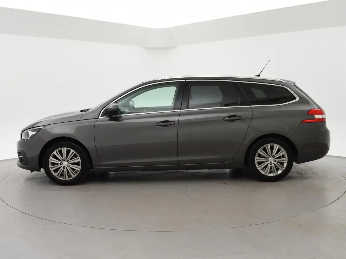 1.6 BLUEHDI BL PREMIUM + MASSAGE | STOELVERW. | DAB | CARPLAY | PANORAMA