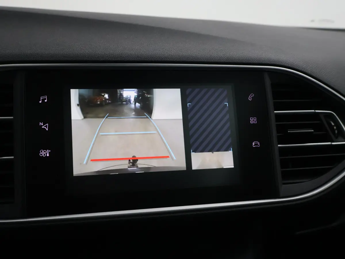 1.6 BLUEHDI BL PREMIUM + MASSAGE | STOELVERW. | DAB | CARPLAY | PANORAMA