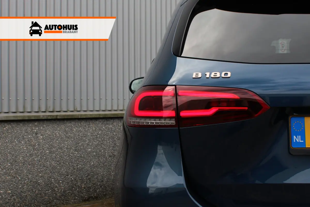 B 180 Aut. Style MBUX, LED, Carplay